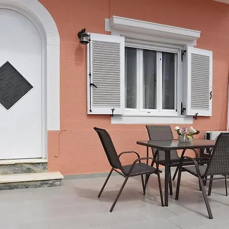 Nefeli House Syros * Ermupoli