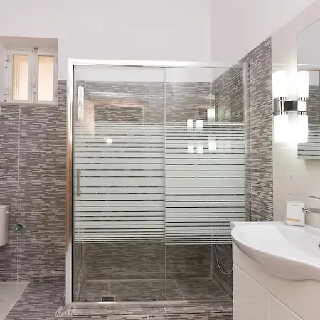 Nefeli House Syros エルムポリ